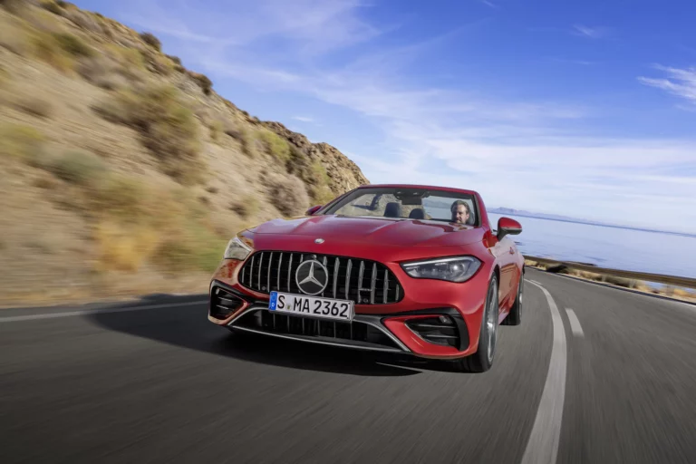 La nouvelle cabriolet Mercedes-AMG CLE 53 4MATIC+ : Le plaisir du cabriolet et de la performance