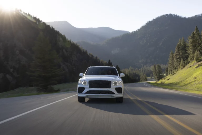 Νέα Bentayga Speed: η πιο ισχυρή και δυναμική Bentayga μέχρι σήμερα