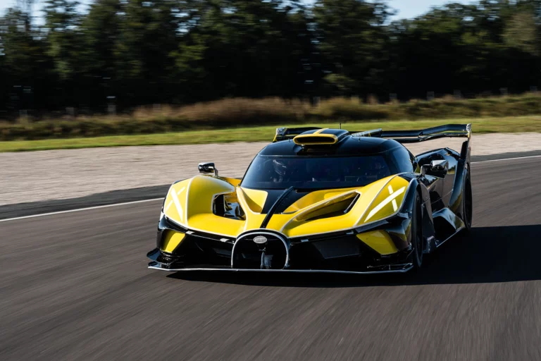 Aşırı uçlarda mükemmellik: Bugatti Bolide’ın titiz son deneme sürüşü