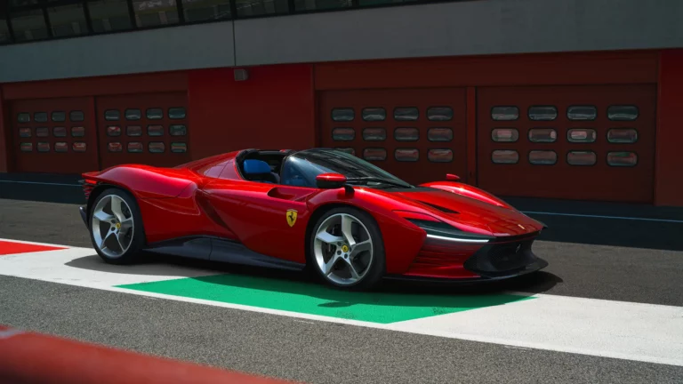 The New ‘Icona’ Inspired by the Legendary Victories of Maranello’s Sports Prototypes