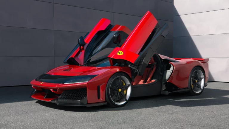 F80: Το νέο υπεραυτοκίνητο της Ferrari