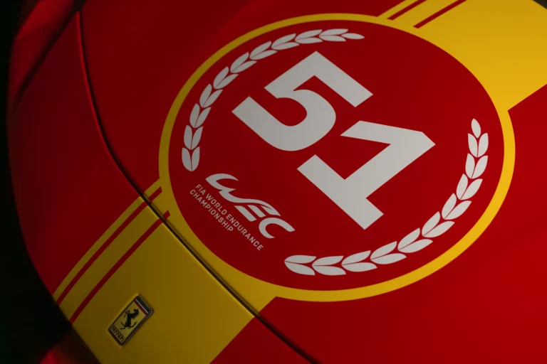 Piloti Ferrari 296 Speciale: μια αποκλειστική διαμόρφωση που προορίζεται για τους οδηγούς αγώνων πελατών της Ferrari