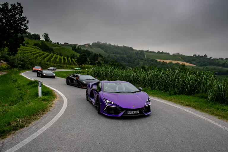 Lamborghini Esperienza Giro 2024 στο Langhe, Πιεμόντε