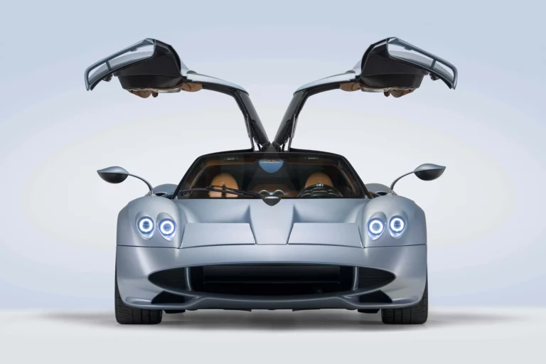 Pagani Huayra Codalunga, “Grandi Complicazioni” σε τροχούς